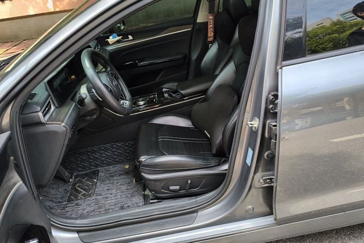Used Kia K5 2020 270T CVVD Luxury Tech Edition Left Front Seat