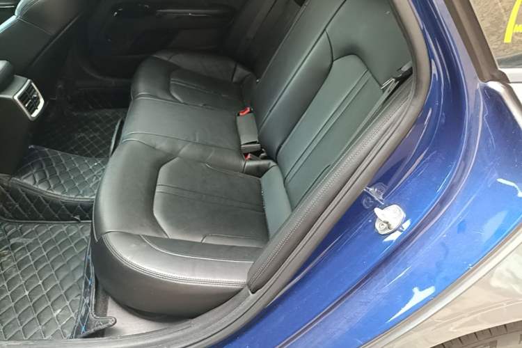Used Kia K5 2020 380T GT-Line Prestige Tech Edition Left Rear Seat
