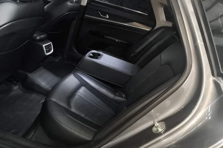 Used Kia K5 2020 380T GT-Line Prestige Tech Edition Left Rear Seat