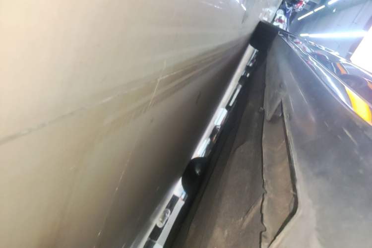 Used Kia K5 2020 270T CVVD Luxury Edition Left Side Sill
