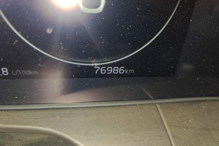 Used Kia K5 2020 380T GT-Line Premium Edition Odometer Close Up