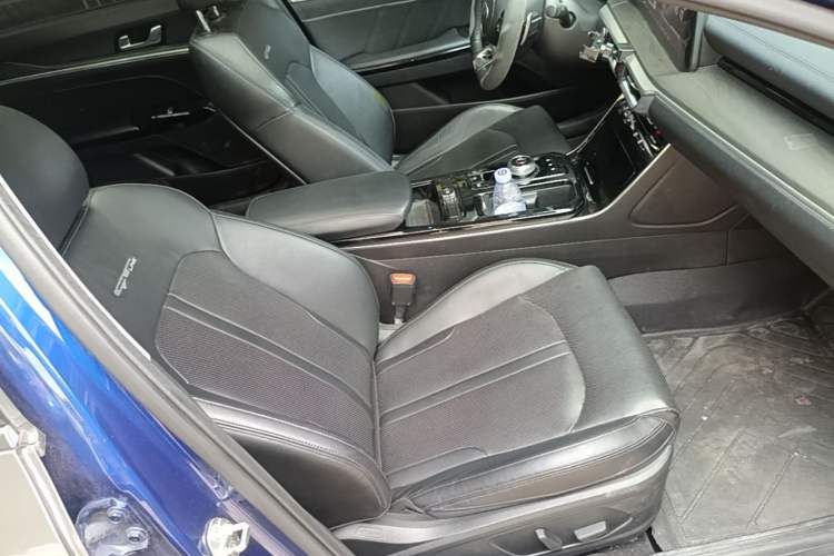 Used Kia K5 2020 380T GT-Line Prestige Tech Edition Right Front Seat