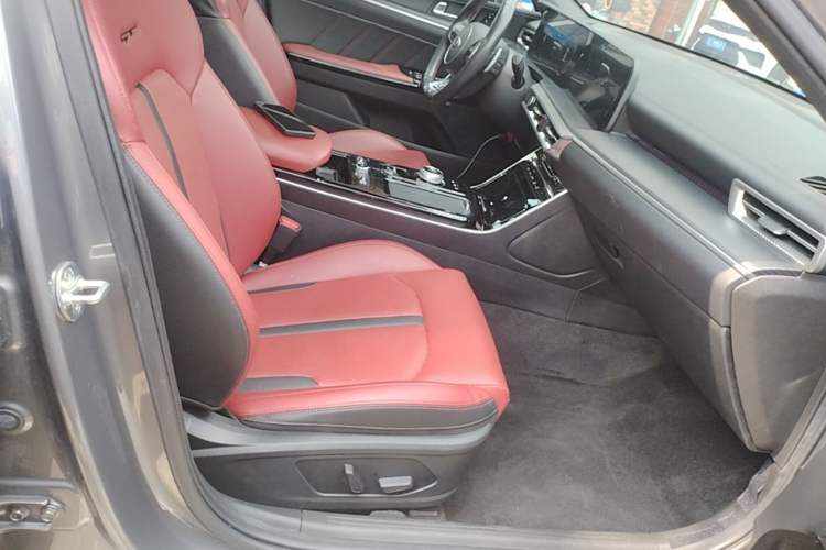 Used Kia K5 2020 380T GT-Line Flagship Edition Right Front Seat