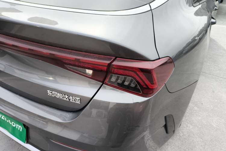 Used Kia K5 2020 270T CVVD Fashion Edition Right Rear Taillight