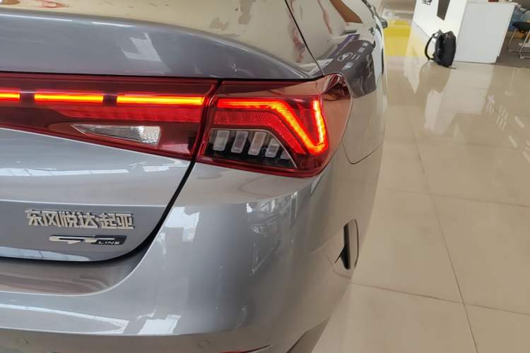 Used Kia K5 2020 380T GT-Line Premium Edition Right Rear Taillight