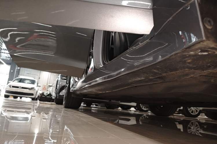 Used Kia K5 2020 380T GT-Line Prestige Tech Edition Right Side Sill