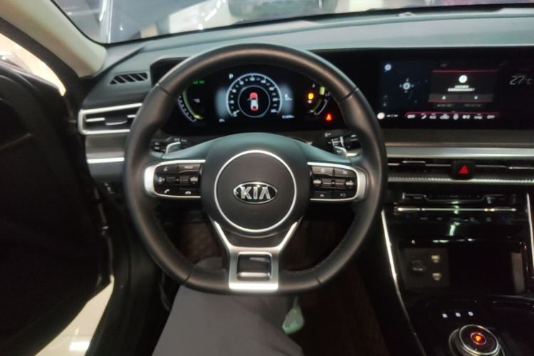Used Kia K5 2020 270T CVVD Luxury Edition Steering Wheel