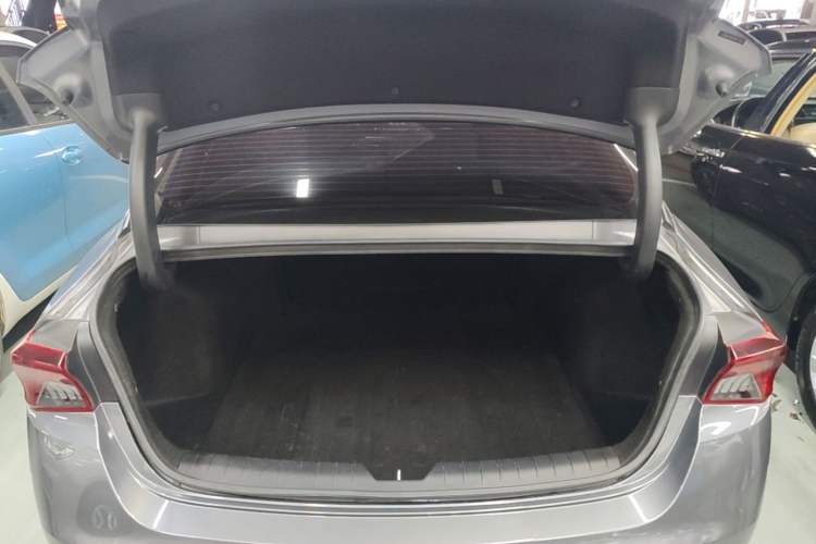 Used Kia K5 2020 380T GT-Line Flagship Edition Trunk