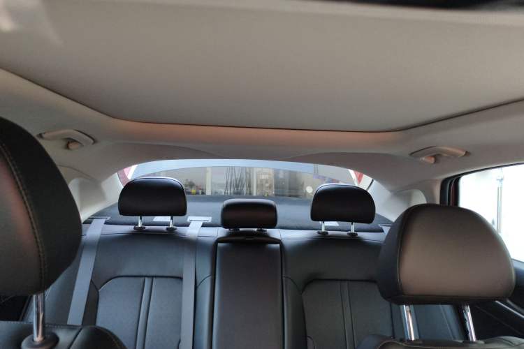 Used Kia K5 2020 270T CVVD Luxury Tech Edition Headliner