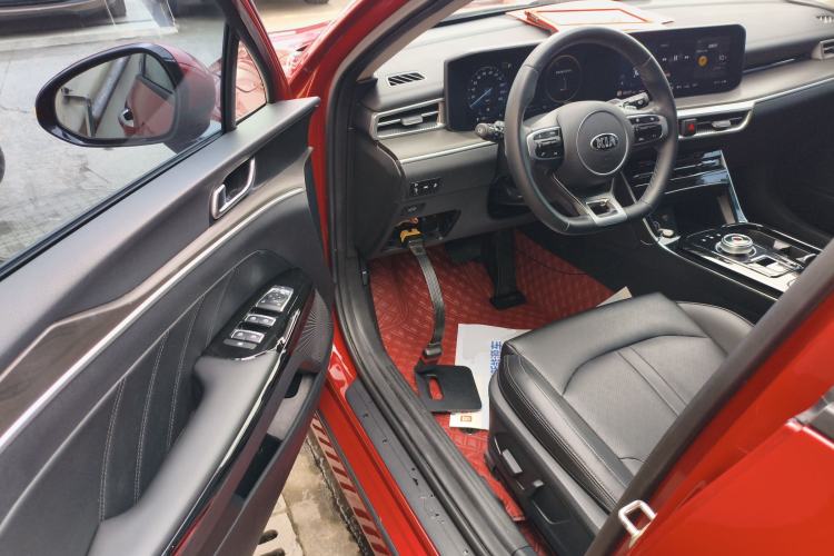 Used Kia K5 2020 270T CVVD Luxury Tech Edition Interior 3