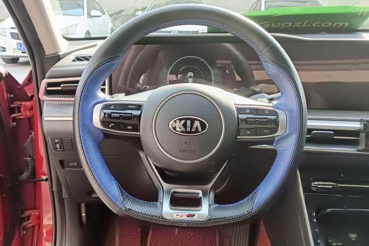 Used Kia K5 2020 380T GT-Line Premium Edition Steering Wheel