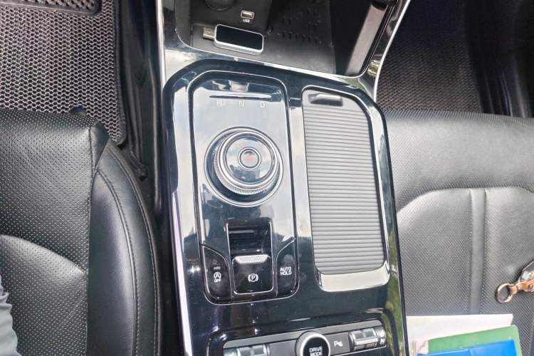 Used Kia K5 2020 380T GT-Line Prestige Tech Edition Gear Lever