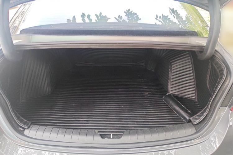 Used Kia K5 2020 380T GT-Line Prestige Tech Edition Trunk