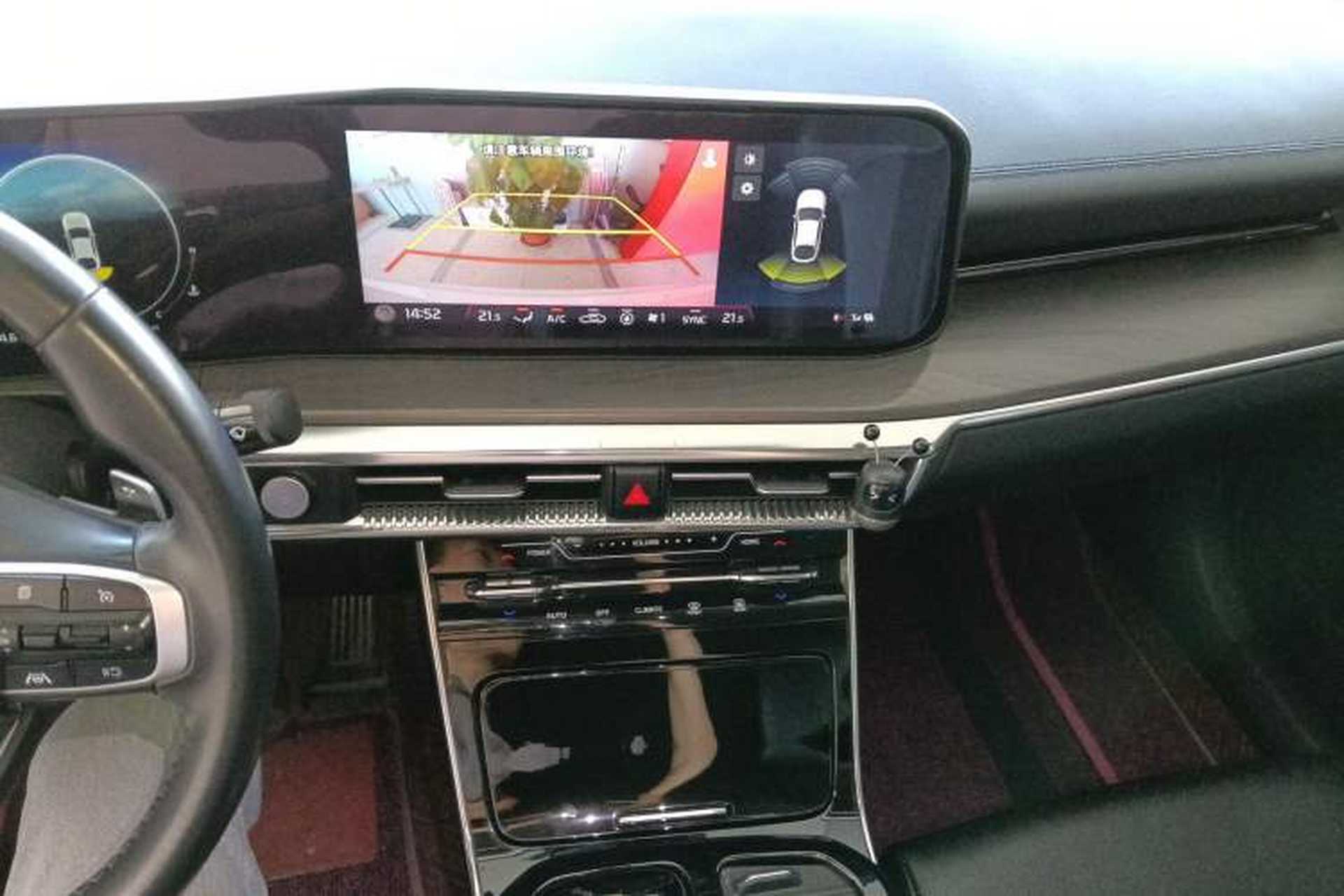 Used Kia K5 2020 270T CVVD Luxury Tech Edition Audio And AC Panel