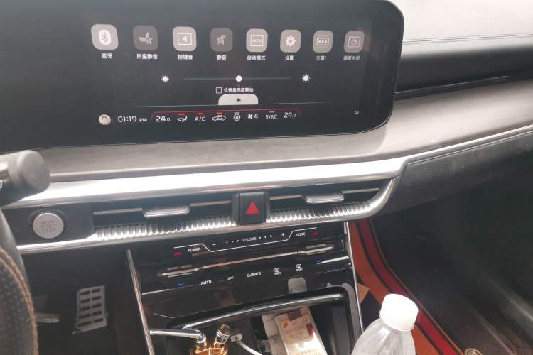 Used Kia K5 2020 380T GT-Line Flagship Edition Audio And AC Panel