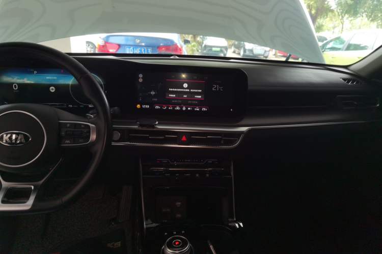 Used Kia K5 2020 270T CVVD Luxury Tech Edition Audio And AC Panel