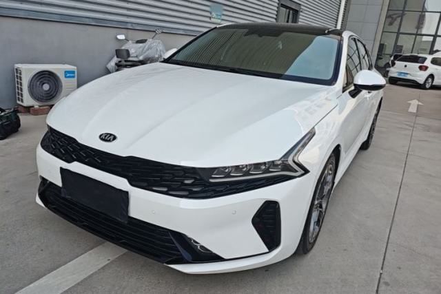 Ojetý Kia K5 2020 270T CVVD Luxury Tech Edition