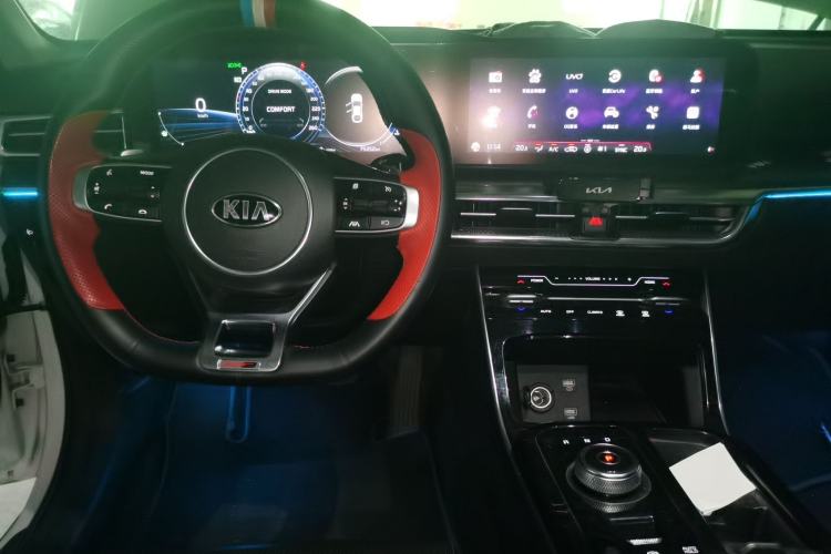 Used Kia K5 2020 380T GT-Line Prestige Tech Edition Center Console