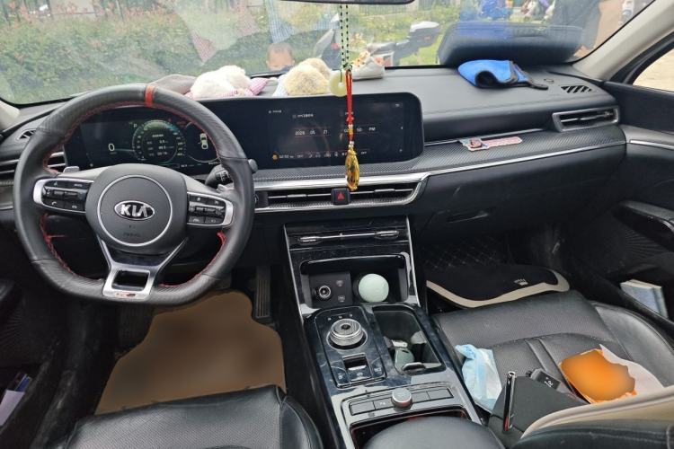 Used Kia K5 2020 380T GT-Line Prestige Tech Edition Center Console