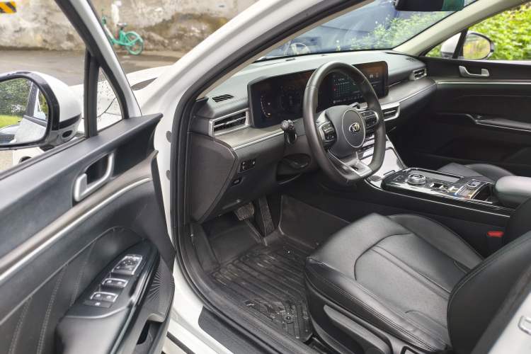 Used Kia K5 2020 270T CVVD Fashion Edition Driver Seat