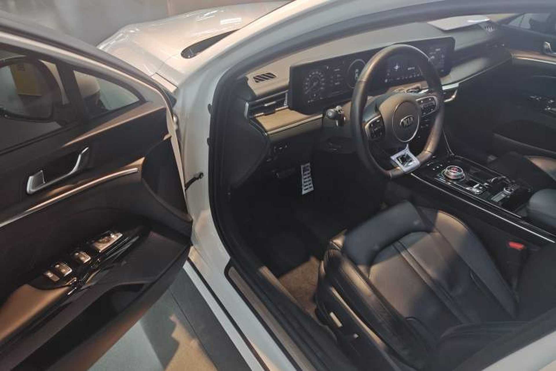Used Kia K5 2020 270T CVVD Luxury Tech Edition Driver Seat