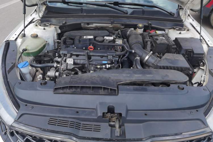 Used Kia K5 2020 270T CVVD Luxury Tech Edition Engine Bay