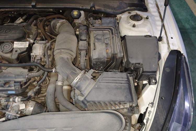 Used Kia K5 2020 270T CVVD Luxury Edition Engine Bay Left