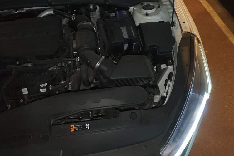 Used Kia K5 2020 380T GT-Line Premium Edition Engine Bay Left