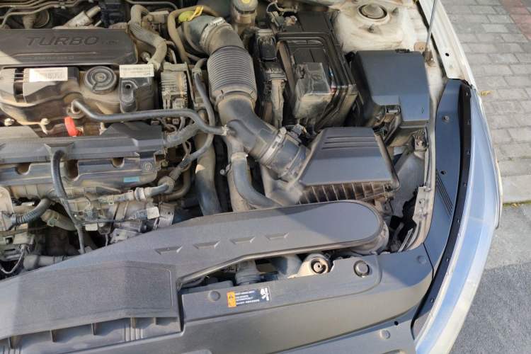Used Kia K5 2020 270T CVVD Luxury Tech Edition Engine Bay Left