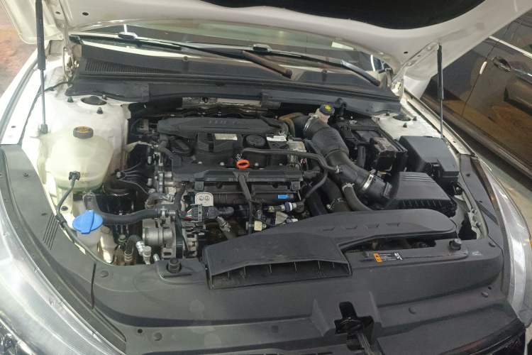 Used Kia K5 2020 270T CVVD Luxury Tech Edition Engine Bay