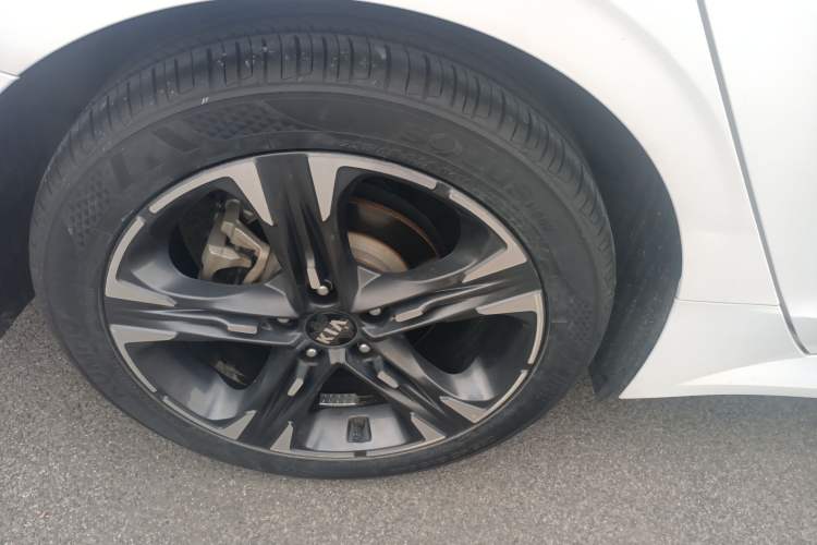 Used Kia K5 2020 270T CVVD Luxury Tech Edition Exterior 3