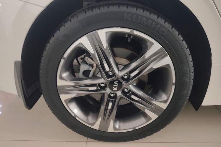 Used Kia K5 2020 380T GT-Line Prestige Tech Edition Exterior 3