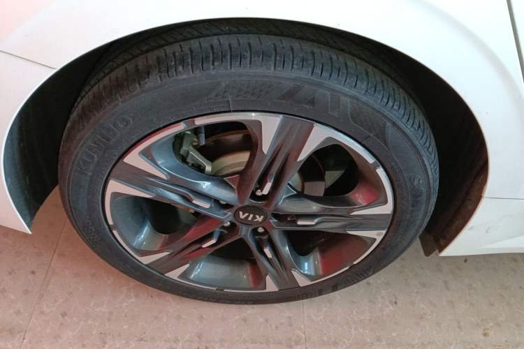 Used Kia K5 2020 270T CVVD Luxury Tech Edition Exterior 4