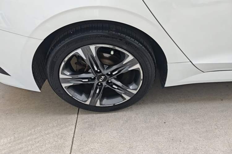 Used Kia K5 2020 270T CVVD Luxury Tech Edition Exterior 5