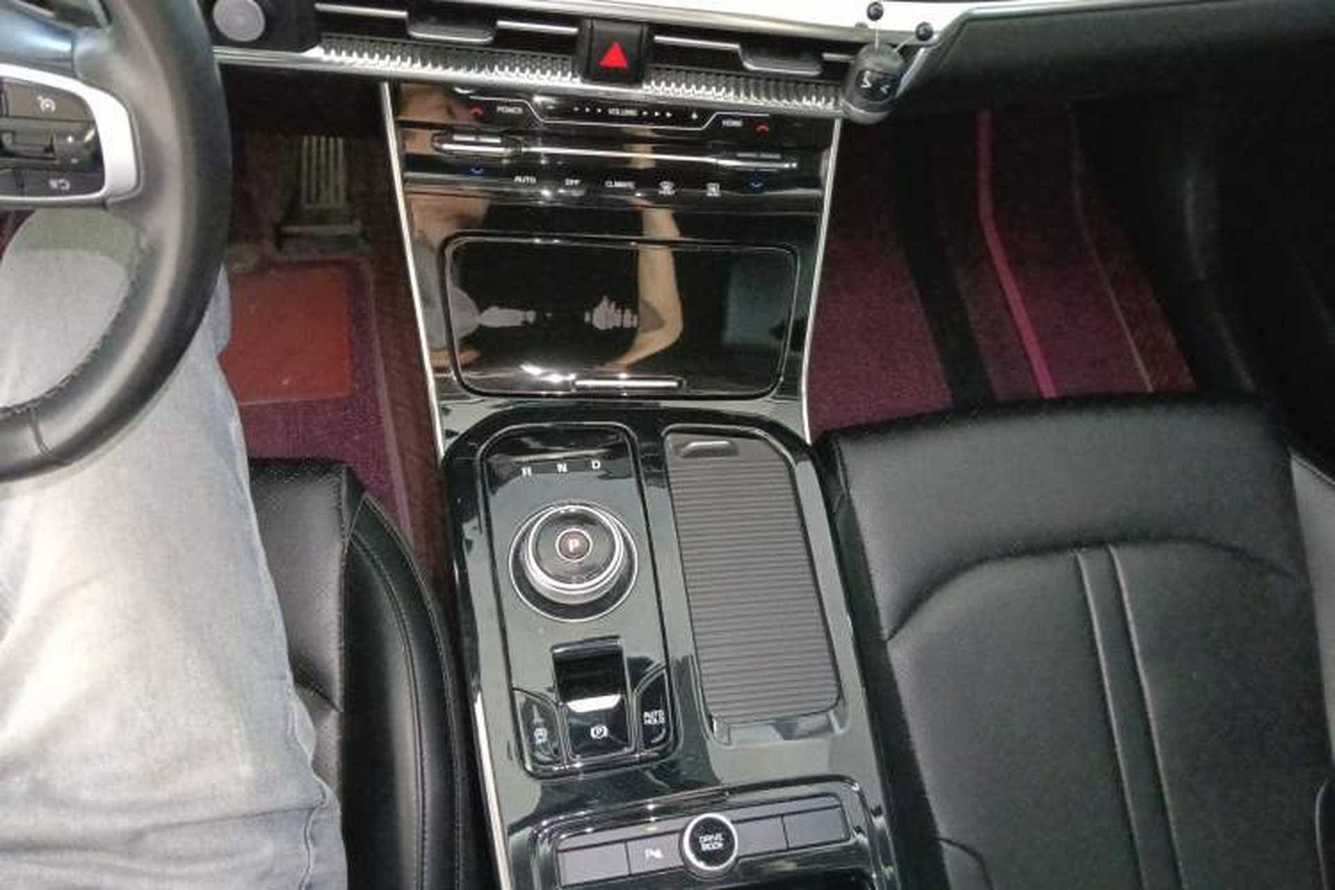 Used Kia K5 2020 270T CVVD Luxury Tech Edition Gear Lever