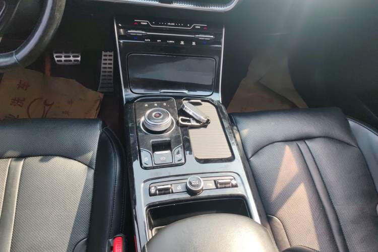 Used Kia K5 2020 380T GT-Line Flagship Edition Gear Lever
