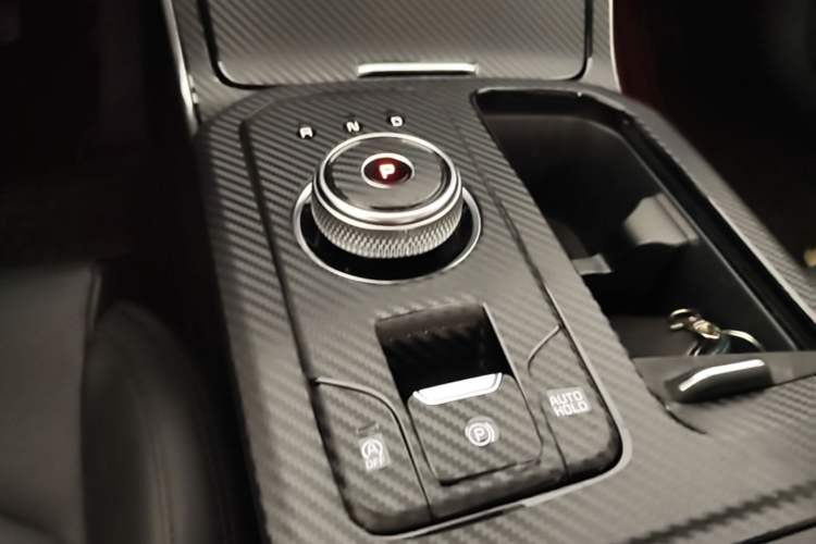 Used Kia K5 2020 380T GT-Line Prestige Tech Edition Gear Lever
