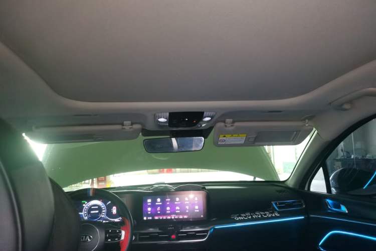 Used Kia K5 2020 380T GT-Line Prestige Tech Edition Headliner