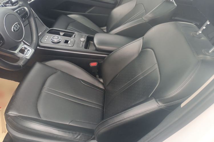 Used Kia K5 2020 270T CVVD Luxury Tech Edition Left Front Seat