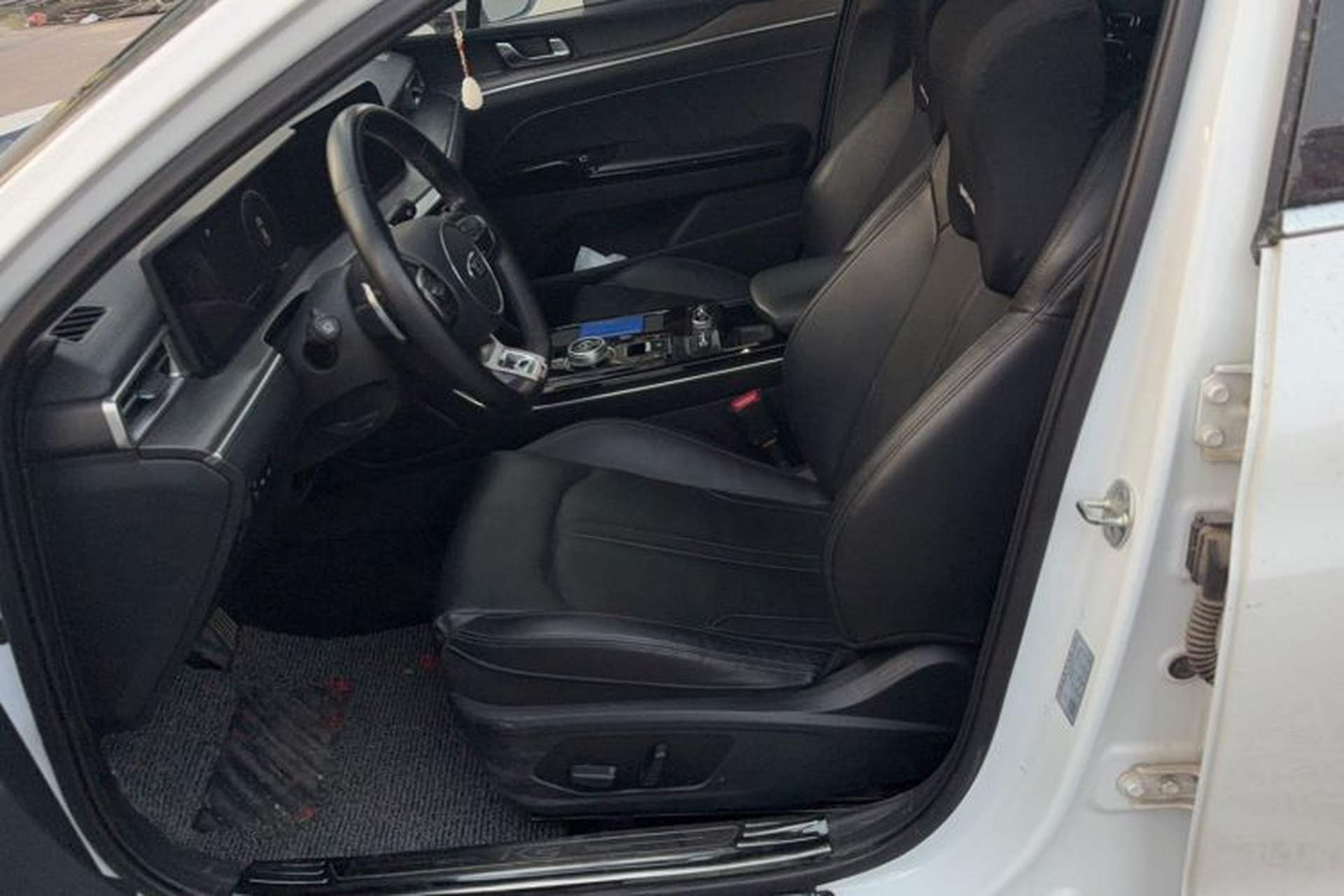 Used Kia K5 2020 380T GT-Line Premium Edition Left Front Seat