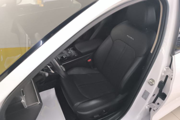 Used Kia K5 2020 380T GT-Line Prestige Tech Edition Left Front Seat