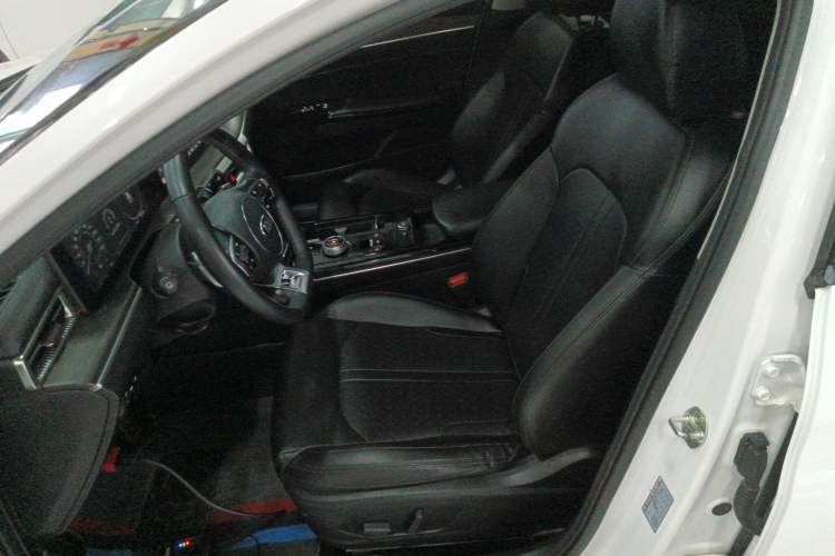 Used Kia K5 2020 270T CVVD Luxury Edition Left Front Seat