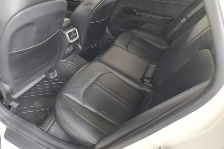 Used Kia K5 2020 270T CVVD Luxury Tech Edition Left Rear Seat