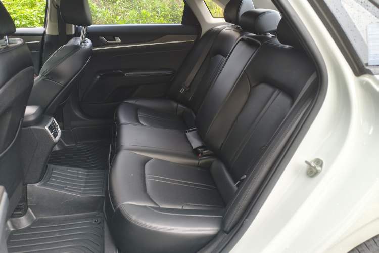 Used Kia K5 2020 270T CVVD Fashion Edition Left Rear Seat
