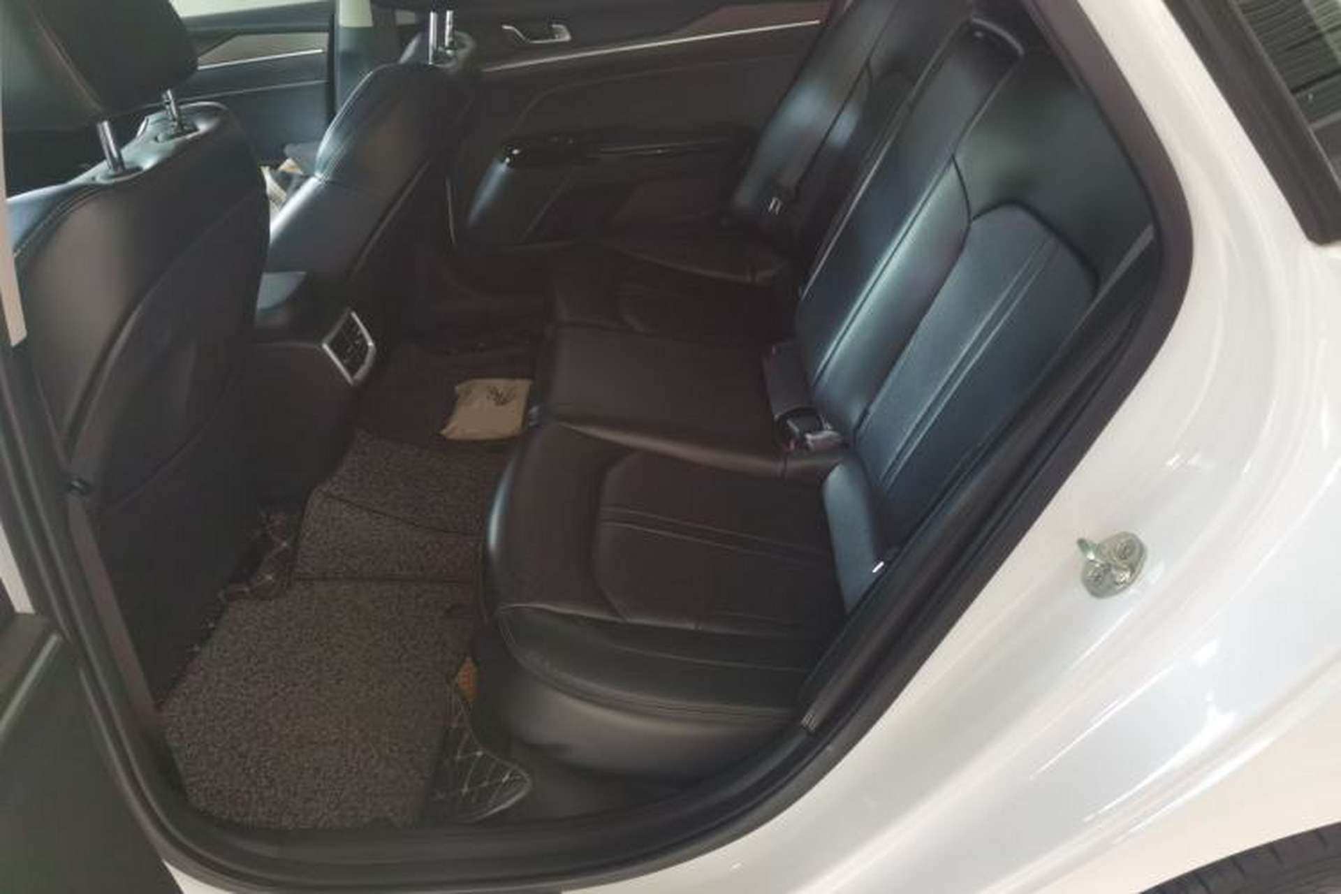 Used Kia K5 2020 270T CVVD Luxury Tech Edition Left Rear Seat