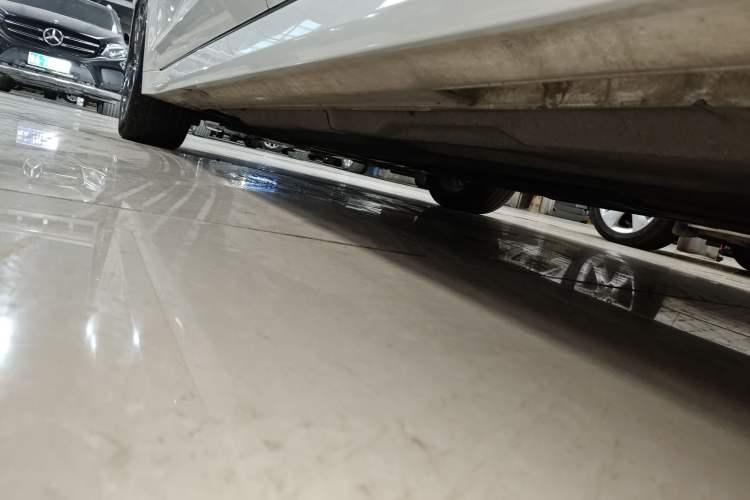 Used Kia K5 2020 380T GT-Line Prestige Tech Edition Left Side Sill