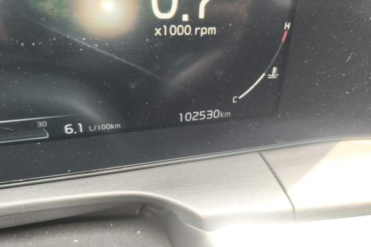 Used Kia K5 2020 270T CVVD Luxury Tech Edition Odometer Close Up