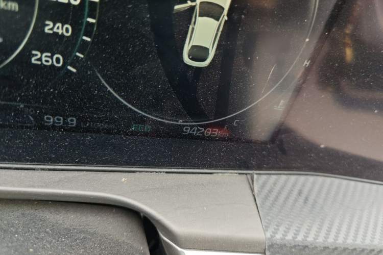 Used Kia K5 2020 380T GT-Line Prestige Tech Edition Odometer Close Up