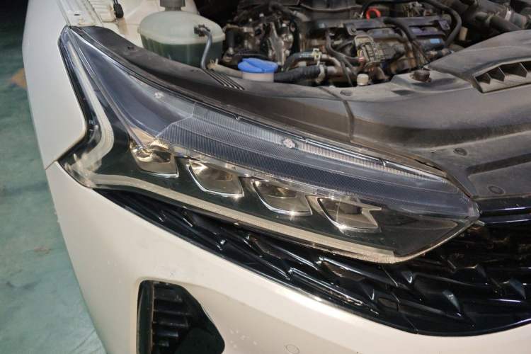 Used Kia K5 2020 270T CVVD Luxury Edition Right Front Headlight