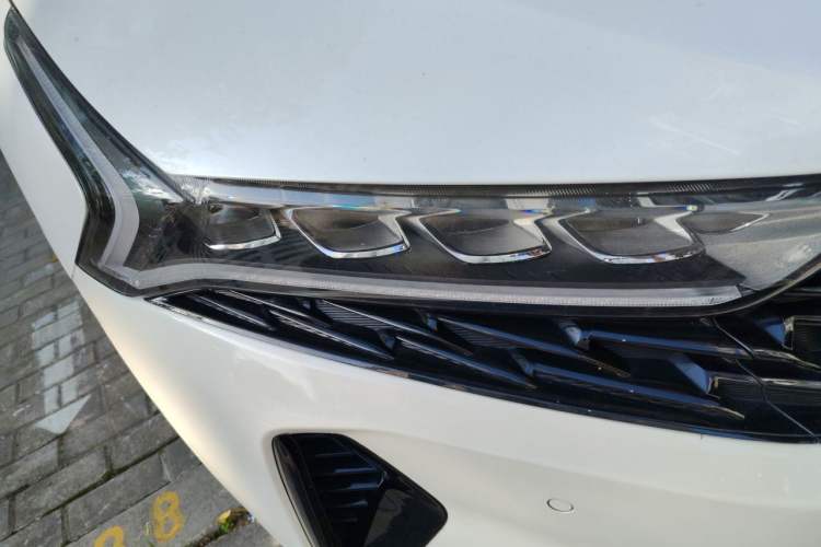 Used Kia K5 2020 270T CVVD Luxury Tech Edition Right Front Headlight
